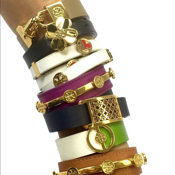 Tory Burch Saffiano leather cuff​ - Picture 4 of 5